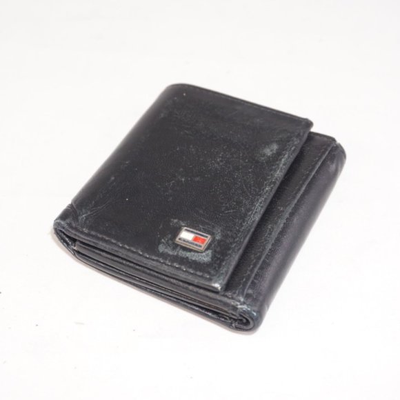 Tommy Hilfiger Other - Tommy Hilfiger Men's Black Leather Trifold Wallet